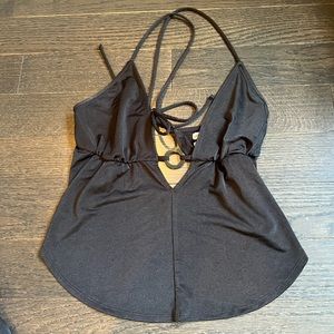 Open back cropped tank top